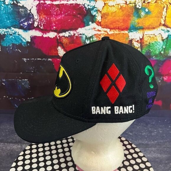 Batman DC Comics Friends and Foes Snapback Hat Wool Blend OSFM Embroidered - Picture 3 of 7
